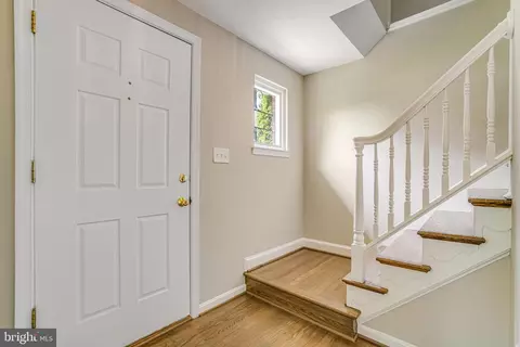 8608 London Ct, Springfield, VA 22151 photo 15
