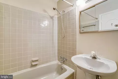 8608 London Ct, Springfield, VA 22151 photo 23