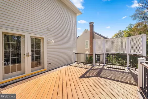 7908 Deerlee Dr, Springfield, VA 22153 photo 17
