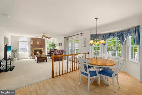 7908 Deerlee Dr, Springfield, VA 22153 photo 38