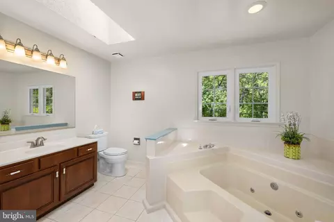 7908 Deerlee Dr, Springfield, VA 22153 photo 55