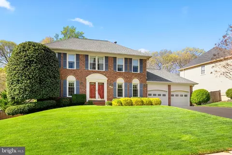 7908 Deerlee Dr, Springfield, VA 22153 photo 12