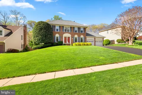 7908 Deerlee Dr, Springfield, VA 22153 photo 11