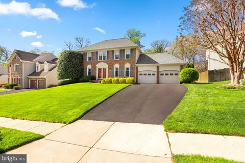 7908 Deerlee Dr, Springfield, VA 22153 photo 7