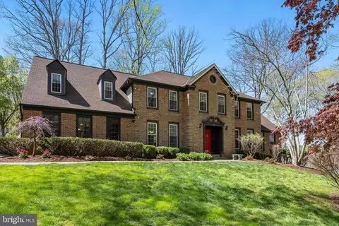 11673 Captain Rhett Ln, Fairfax Station, VA 22039