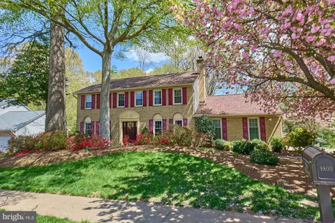 9800 Flintridge Ct, Fairfax, VA 22032