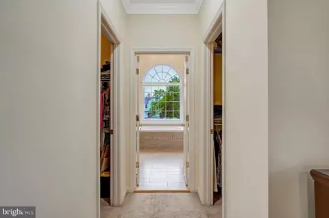 Entry Way - 14044 Eagle Chase Cir, Chantilly, VA 20151 photo 4 of 8