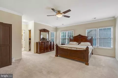 Bedroom - 14044 Eagle Chase Cir, Chantilly, VA 20151 photo 9 of 14