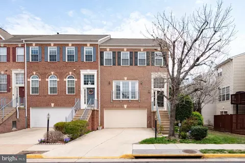 6665 Scottswood St, Alexandria, VA 22315
