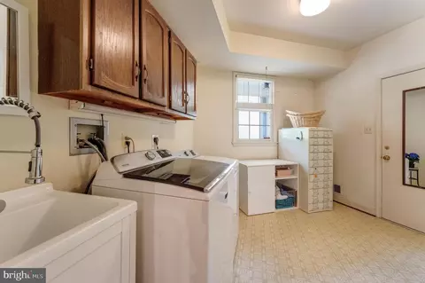 Other - 7419 Georgetown Ct, Mclean, VA 22102 photo 11 of 30