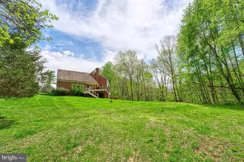 Exterior - 7419 Georgetown Ct, Mclean, VA 22102 photo 11 of 11