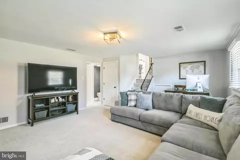 7205 Danford Ln, Springfield, VA 22152 photo 23