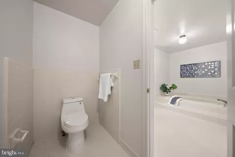 6294 Dunaway Ct, Mclean, VA 22101 photo 48