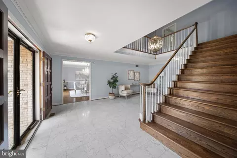 6294 Dunaway Ct, Mclean, VA 22101 photo 5