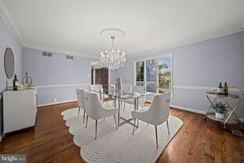 6294 Dunaway Ct, Mclean, VA 22101 photo 13