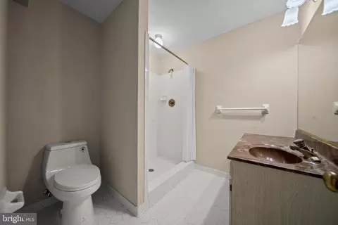 6294 Dunaway Ct, Mclean, VA 22101 photo 52