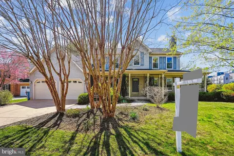 2200 Milburn Ln, Reston, VA 20191