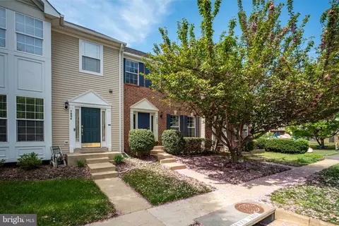 7802 Seth Hampton Dr, Alexandria, VA 22315
