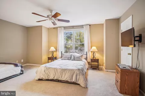 Bedroom - 2454 Arctic Fox Way, Reston, VA 20191 photo 5 of 9