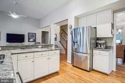 Kitchen - 2454 Arctic Fox Way, Reston, VA 20191 photo 2 of 4