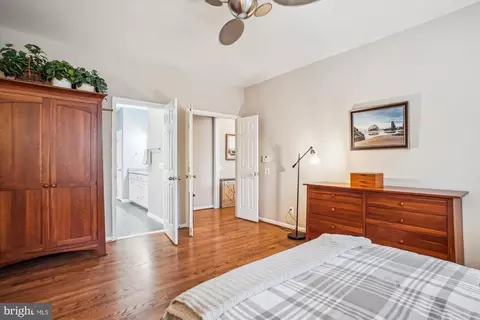 Bedroom - 2454 Arctic Fox Way, Reston, VA 20191 photo 3 of 9