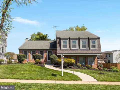 4339 Silas Hutchinson Dr, Chantilly, VA 20151