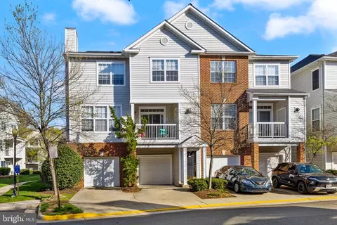 13103 Marcey Creek Rd #13103, Herndon, VA 20171