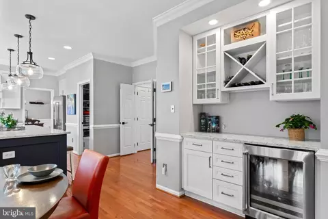 Kitchen - 2519 Fallon Dr, Herndon, VA 20171 photo 7 of 9