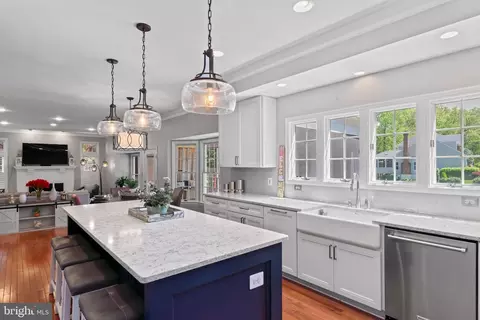 Kitchen - 2519 Fallon Dr, Herndon, VA 20171 photo 2 of 9