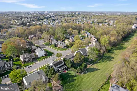 View/Area - 2519 Fallon Dr, Herndon, VA 20171 photo 17 of 20