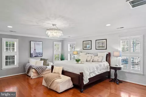 Bedroom - 2519 Fallon Dr, Herndon, VA 20171 photo 1 of 9
