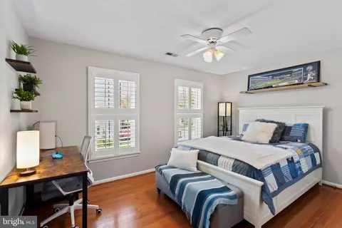Bedroom - 2519 Fallon Dr, Herndon, VA 20171 photo 7 of 9