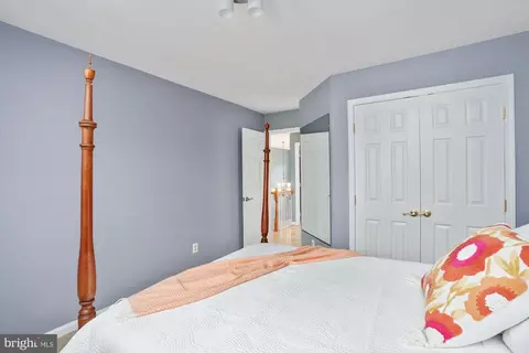 Bedroom - 9004 Advantage, Burke, VA 22015 photo 5 of 11