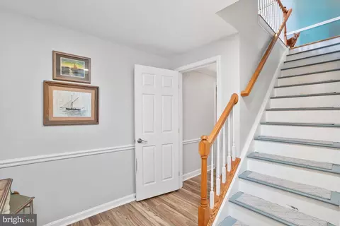 Entry Way - 9004 Advantage, Burke, VA 22015 photo 7 of 7