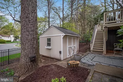 Exterior - 9004 Advantage, Burke, VA 22015 photo 14 of 16