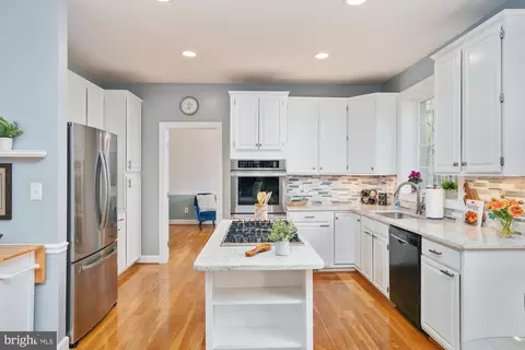 Kitchen - 9004 Advantage, Burke, VA 22015 photo 4 of 8