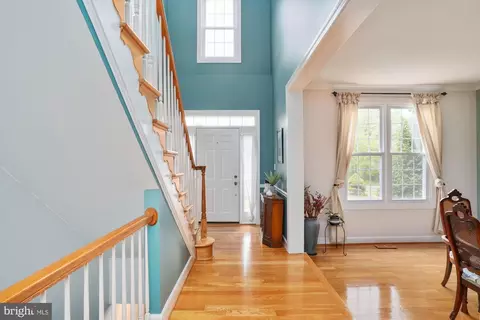 Entry Way - 9004 Advantage, Burke, VA 22015 photo 2 of 7