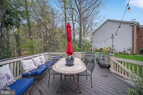 Exterior - 9004 Advantage, Burke, VA 22015 photo 7 of 16