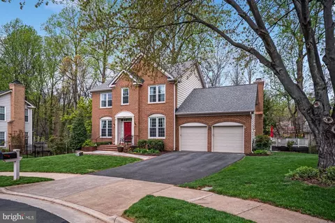 Exterior - 9004 Advantage, Burke, VA 22015 photo 4 of 16