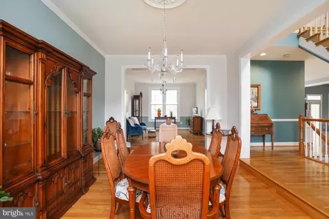 Dining - 9004 Advantage, Burke, VA 22015 photo 2 of 3