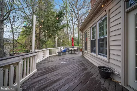 Exterior - 9004 Advantage, Burke, VA 22015 photo 9 of 16