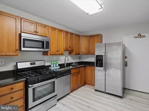 3705 S George Mason Dr #2303S, Falls Church, VA 22041