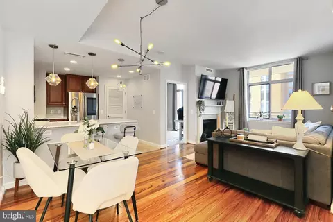 11990 Market St #908, Reston, VA 20190
