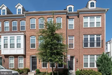9538 Canonbury Sq, Fairfax, VA 22031