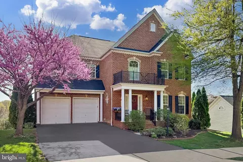 5920 Wilton Hill Ter, Alexandria, VA 22310