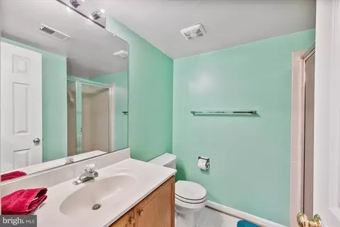 7203 Burton Hill Ct, Springfield, VA 22152 photo 35