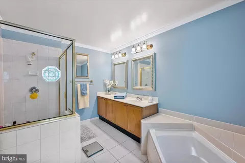 7203 Burton Hill Ct, Springfield, VA 22152 photo 22