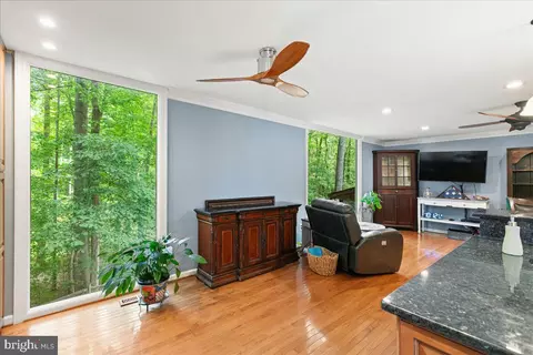 7002 Barnacle Pl, Burke, VA 22015 photo 12