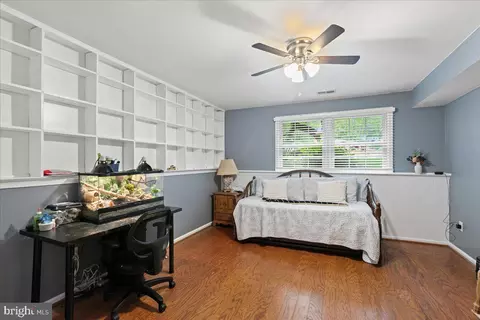7002 Barnacle Pl, Burke, VA 22015 photo 31