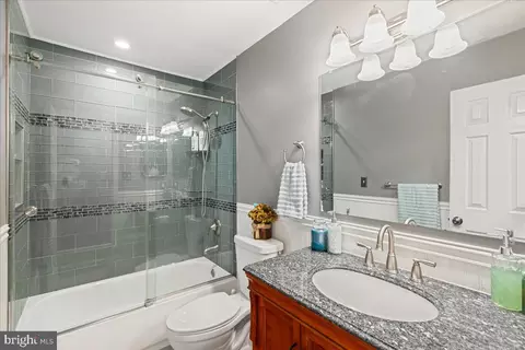 7002 Barnacle Pl, Burke, VA 22015 photo 23